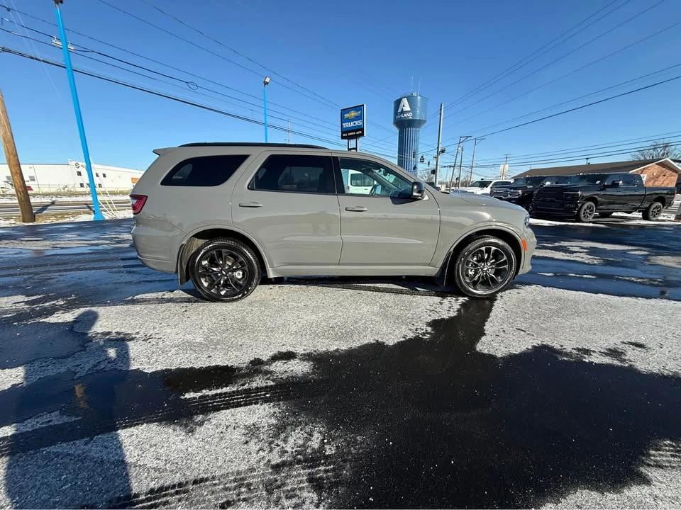 2025 Dodge Durango 3rd Gen - Image 7 of 15