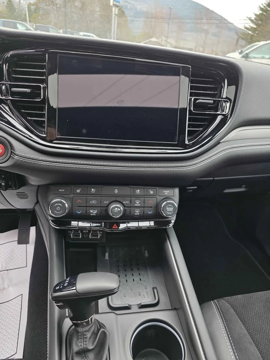2025 Dodge Durango SRT Hellcat 3rd Gen - Image 15 of 18