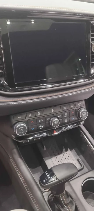 2025 Dodge Durango SRT Hellcat 3rd Gen - Image 7 of 14