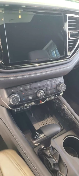 2025 Dodge Durango SRT Hellcat 3rd Gen - Image 7 of 13