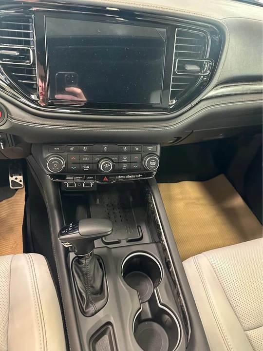 2025 Dodge Durango SRT Hellcat 3rd Gen - Image 11 of 15