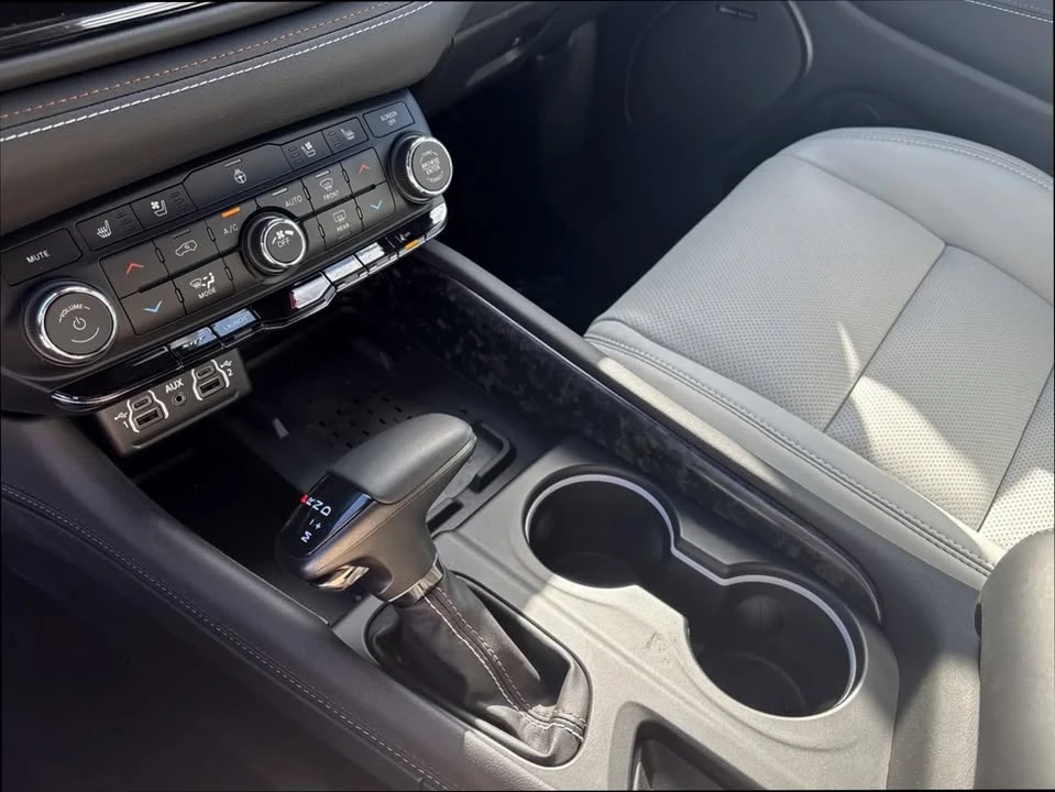 2025 Dodge Durango SRT Hellcat 3rd Gen - Image 15 of 20