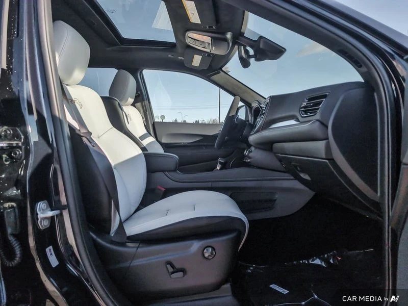 2025 Dodge Durango SRT Hellcat 3rd Gen - Image 17 of 20