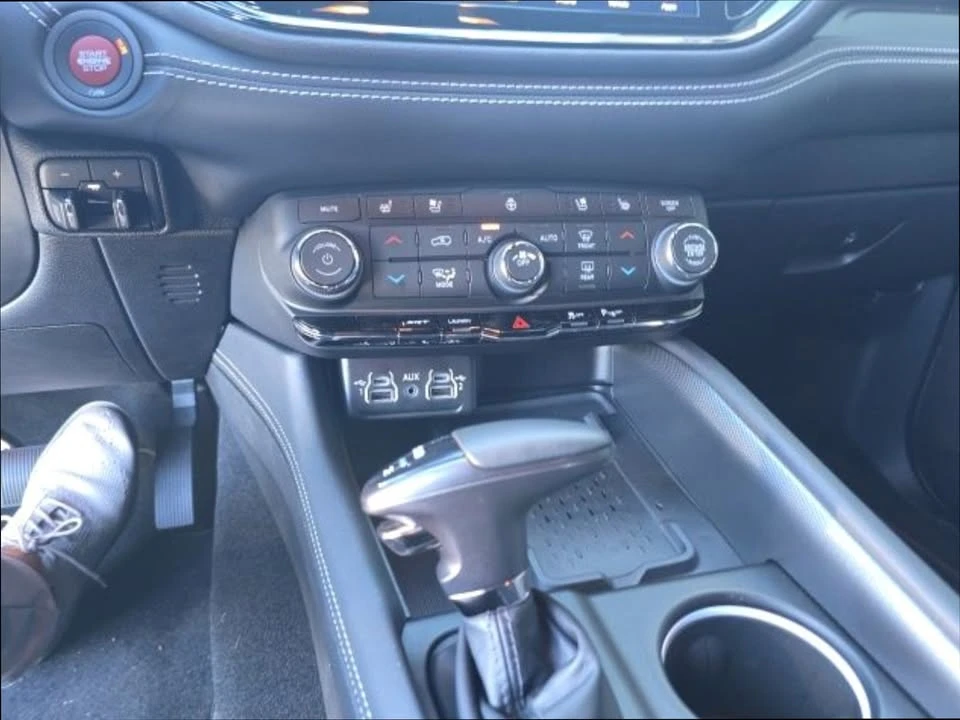 2025 Dodge Durango SRT Hellcat 3rd Gen - Image 15 of 17
