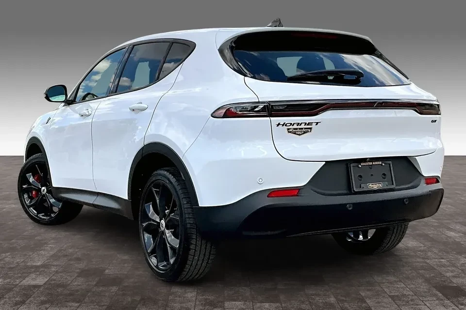 2025 Dodge Hornet - Image 2 of 8