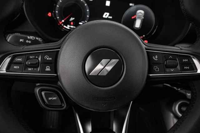 2025 Dodge Hornet - Image 11 of 19