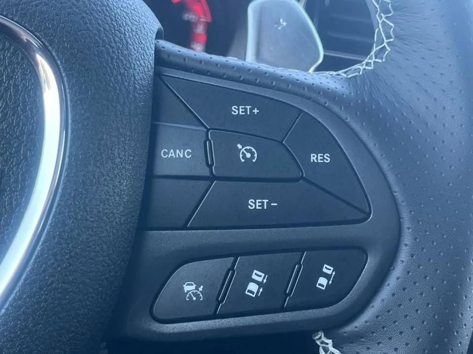 2025 Dodge Challenger SRT Hellcat 3rd Gen - Image 10 of 20