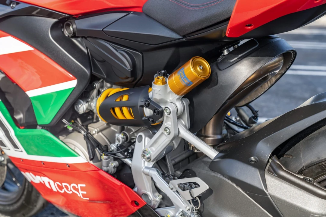 2025 Ducati V2 - Image 4 of 8