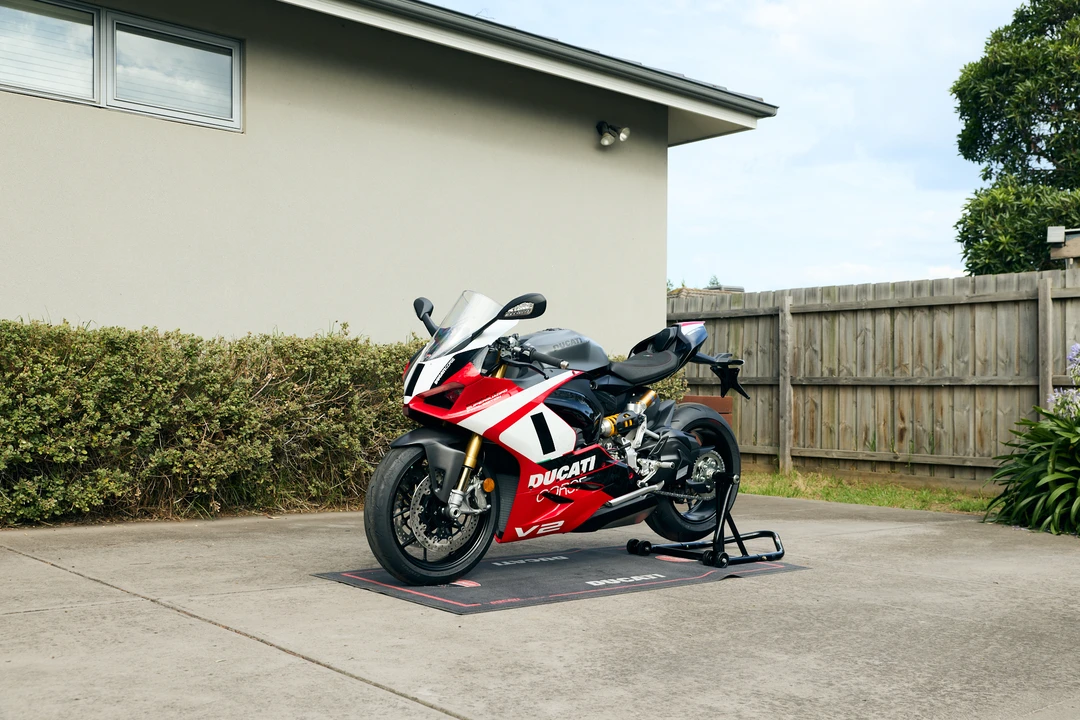 2025 Ducati V2 - Image 14 of 21
