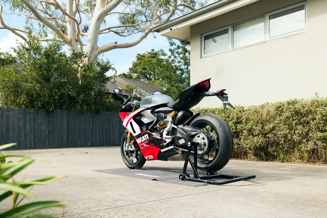 2025 Ducati V2 - Image 12 of 21
