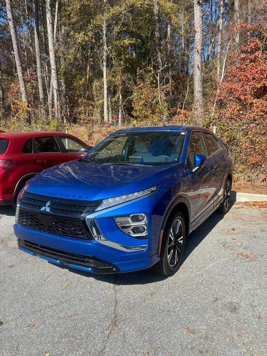 2025 Mitsubishi Eclipse Cross - Image 2 of 4