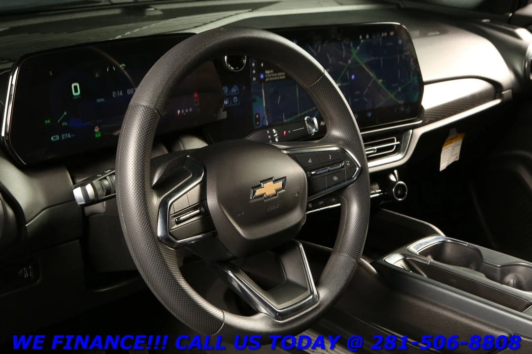 2025 Chevrolet Equinox - Image 11 of 21