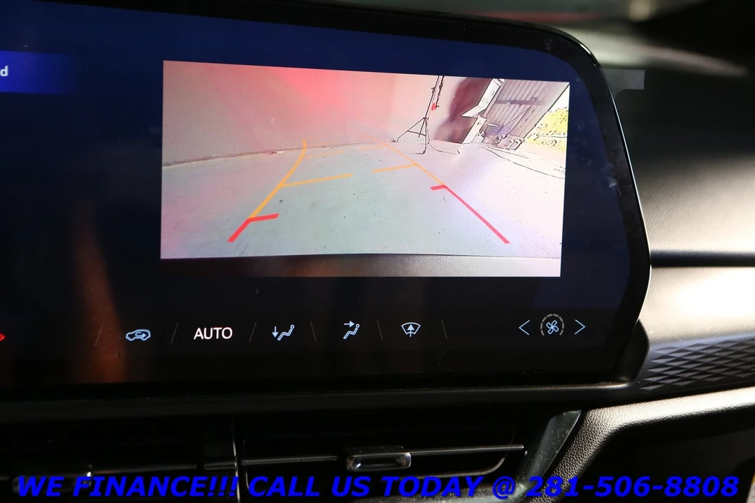 2025 Chevrolet Equinox - Image 18 of 21