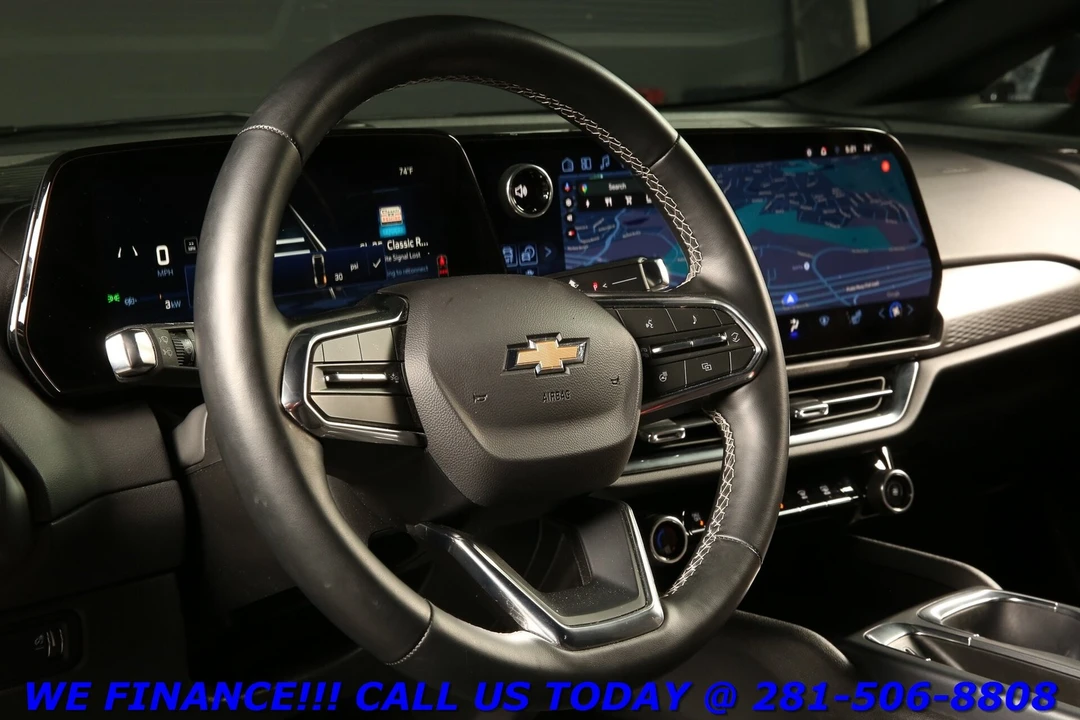 2025 Chevrolet Equinox - Image 12 of 21