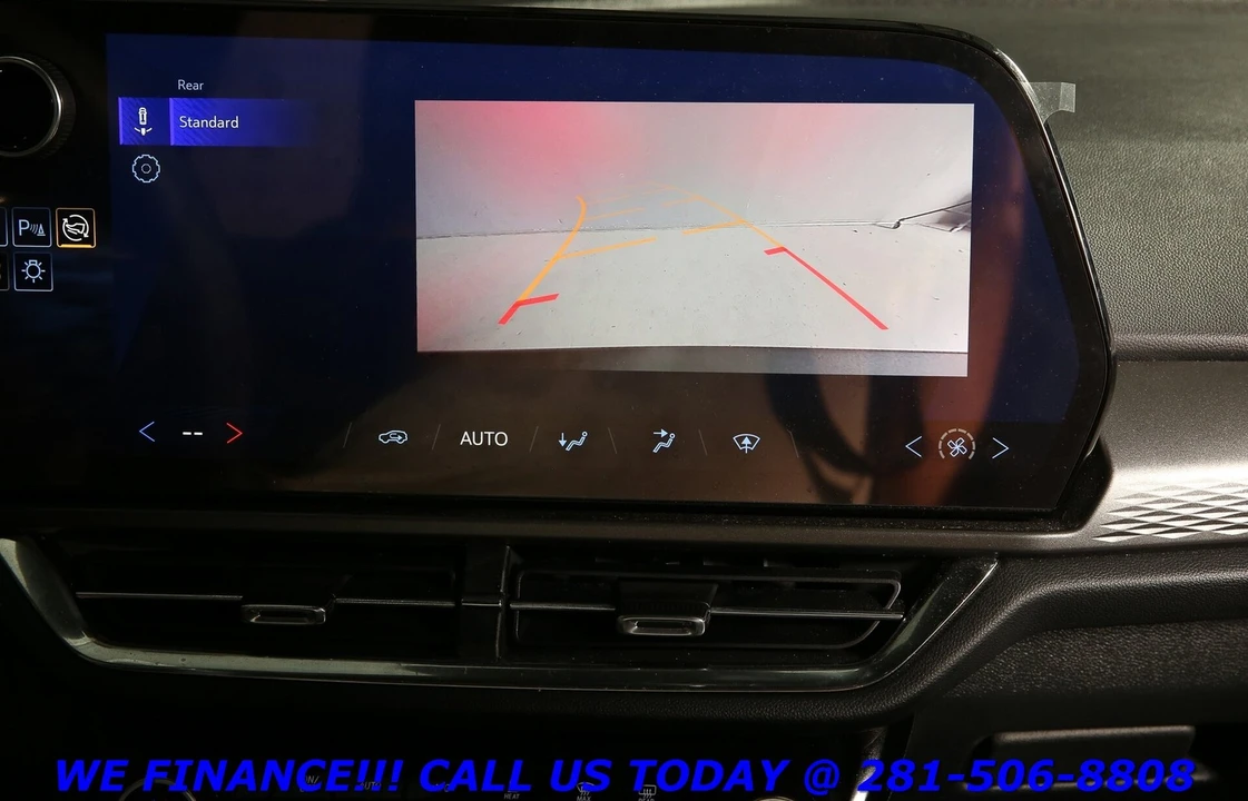 2025 Chevrolet Equinox - Image 17 of 21