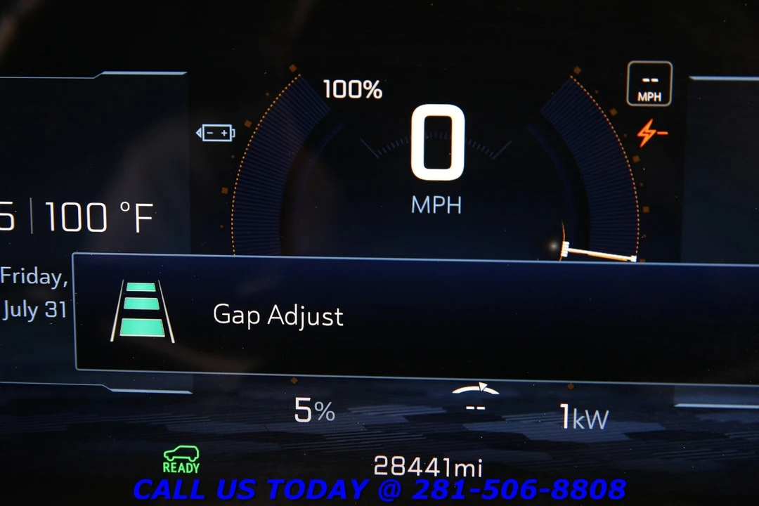 2025 Chevrolet Equinox - Image 15 of 24