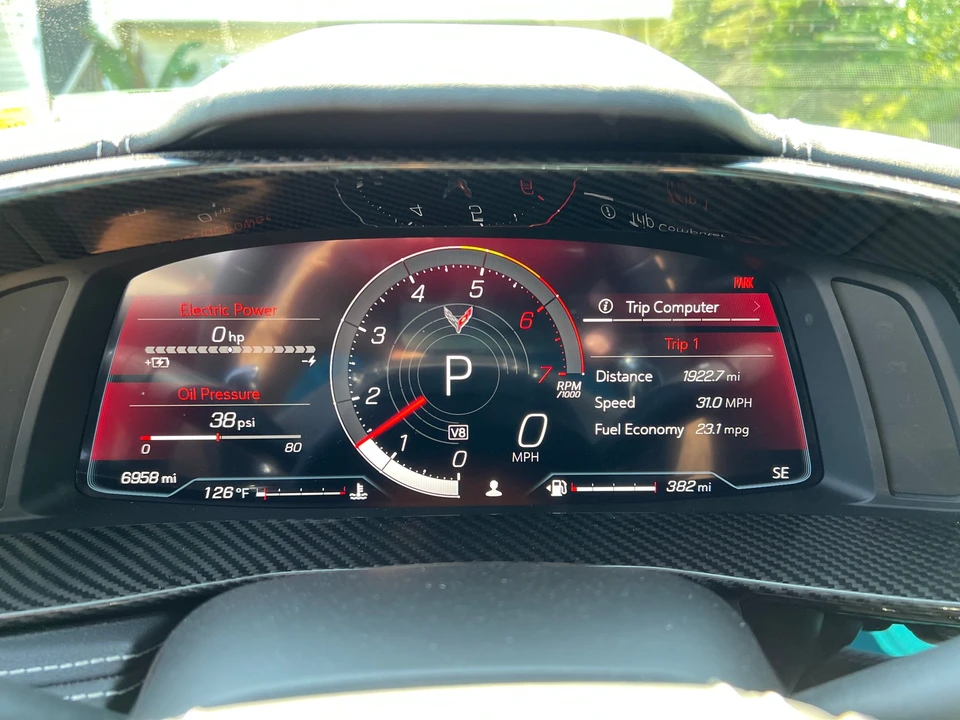 2025 Chevrolet Corvette C8 E-Ray - Image 16 of 17