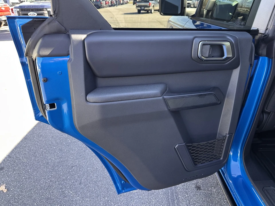 2025 Ford Bronco 6th Gen - Image 11 of 21