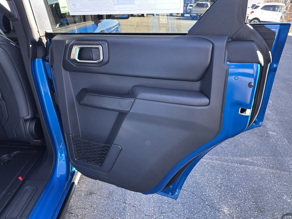 2025 Ford Bronco 6th Gen - Image 15 of 21