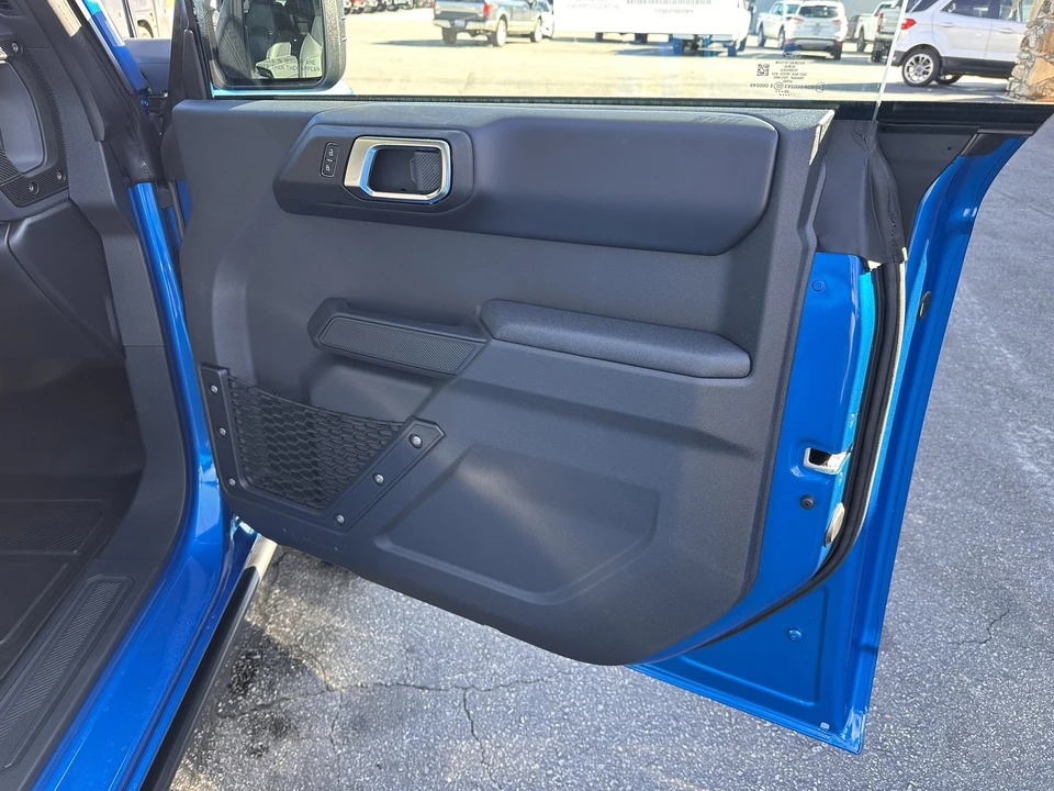 2025 Ford Bronco 6th Gen - Image 13 of 21