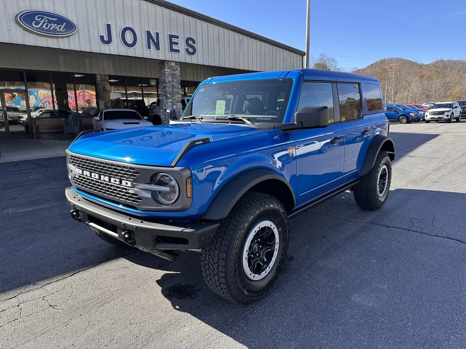 2025 Ford Bronco 6th Gen - Image 2 of 21