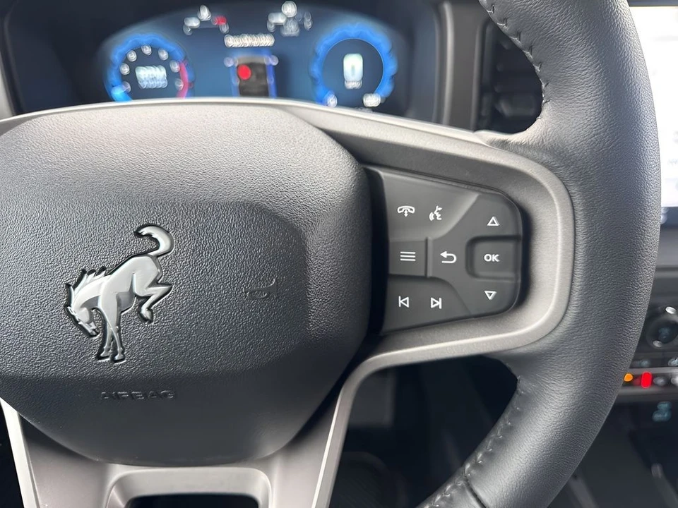 2025 Ford Bronco 6th Gen - Image 14 of 31