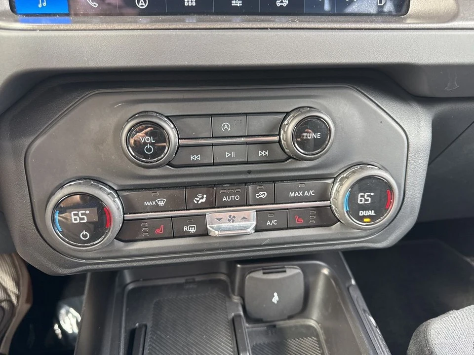 2025 Ford Bronco 6th Gen - Image 18 of 21