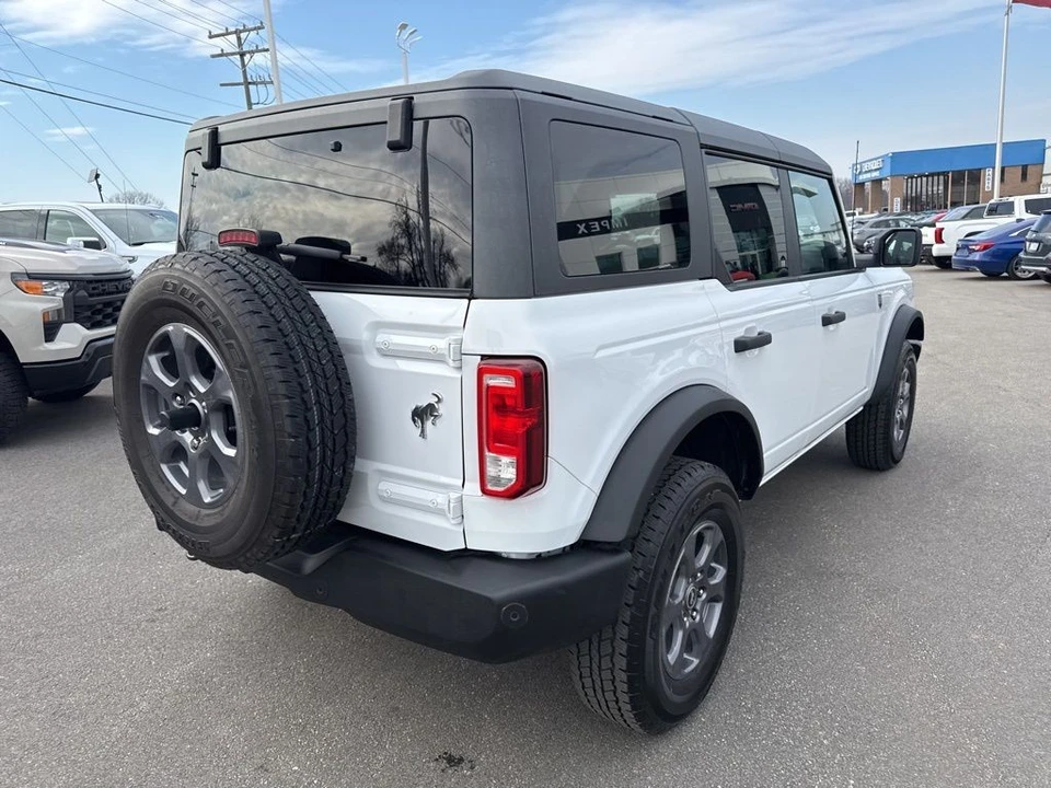 2025 Ford Bronco 6th Gen - Image 5 of 21