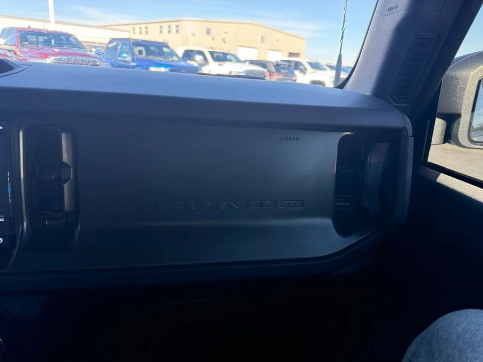 2025 Ford Bronco 6th Gen - Image 16 of 21