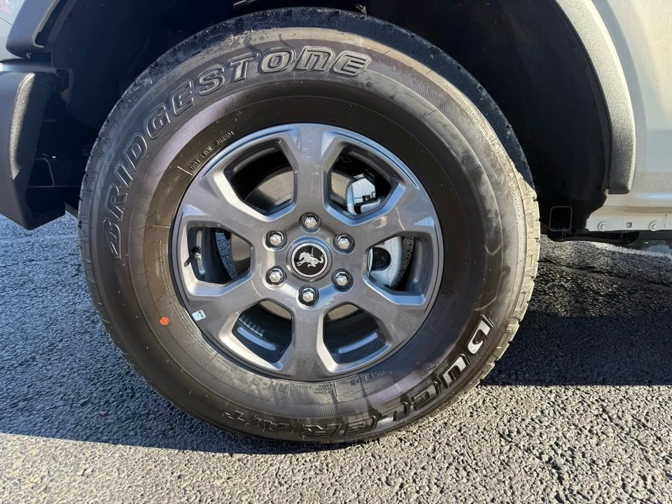 2025 Ford Bronco 6th Gen - Image 8 of 21