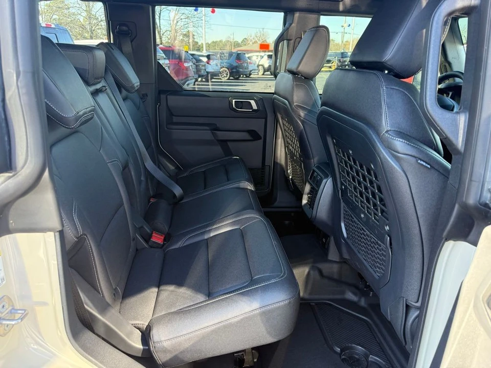2025 Ford Bronco 6th Gen - Image 11 of 21