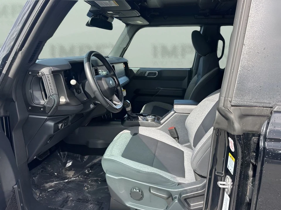 2025 Ford Bronco 6th Gen - Image 9 of 21