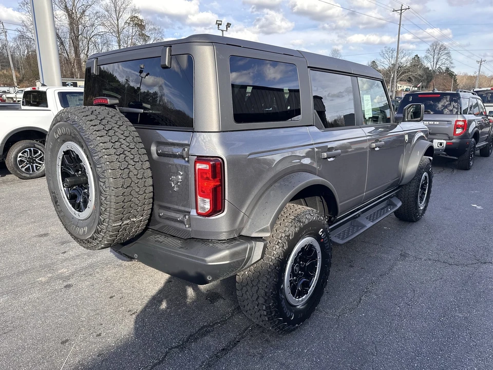 2025 Ford Bronco 6th Gen - Image 6 of 21