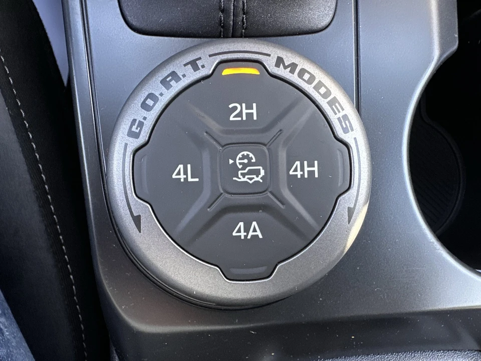 2025 Ford Bronco 6th Gen - Image 29 of 31