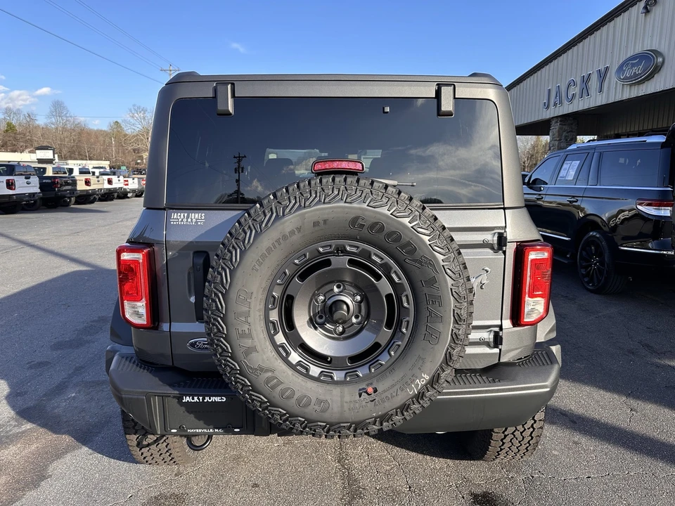 2025 Ford Bronco 6th Gen - Image 6 of 31