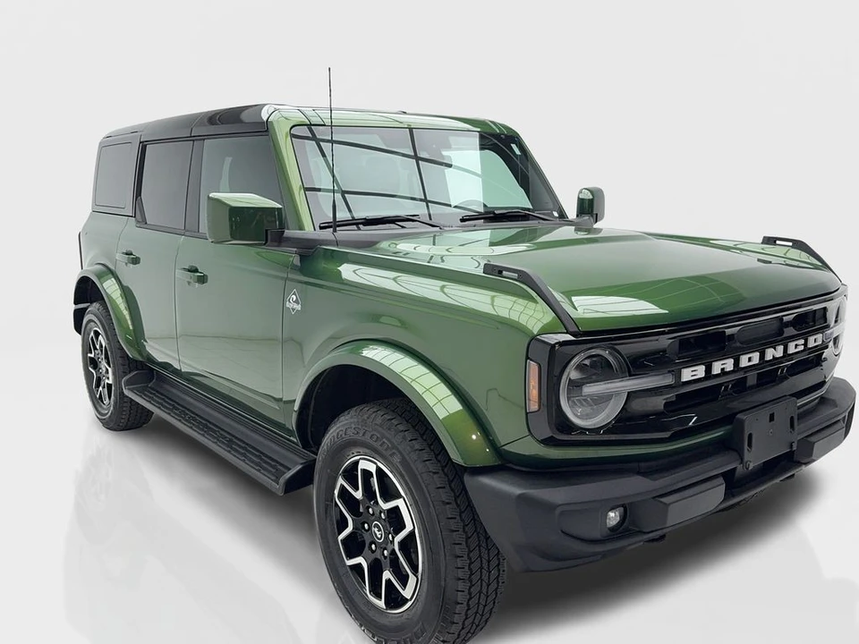 2025 Ford Bronco 6th Gen - Image 2 of 21