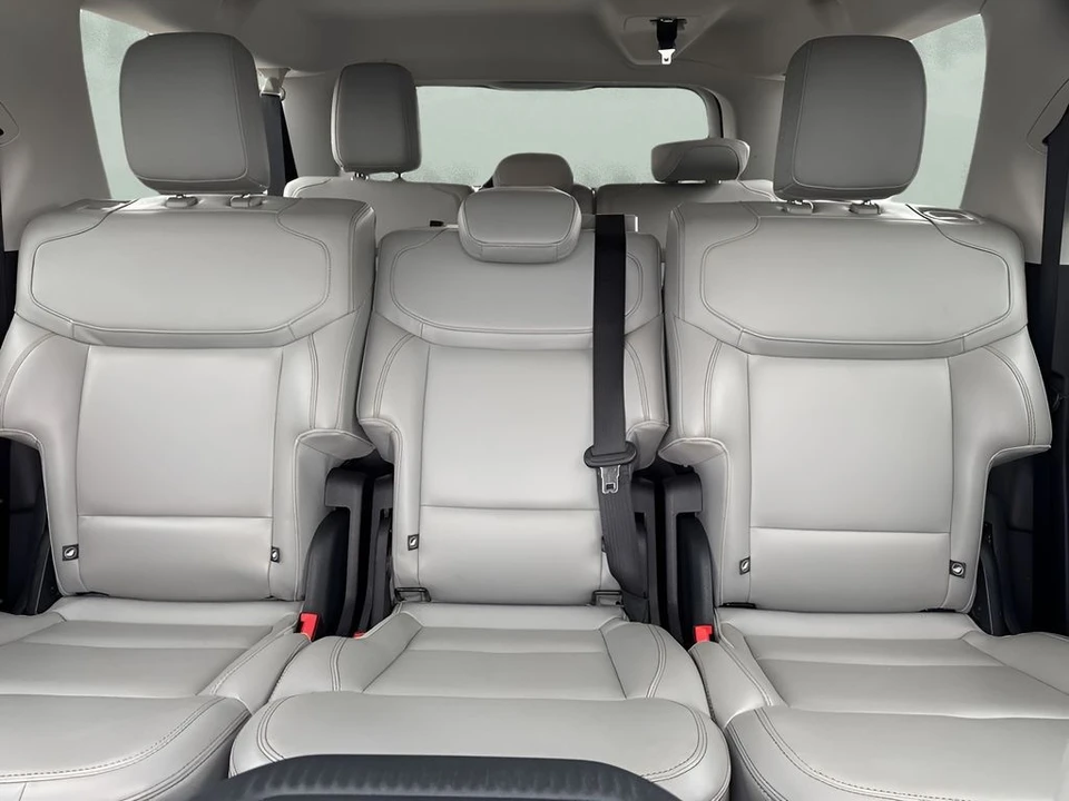 2025 Ford Expedition 5th Gen - Image 12 of 21