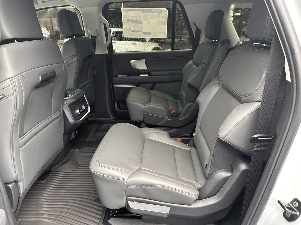2025 Ford Expedition 5th Gen - Image 12 of 21