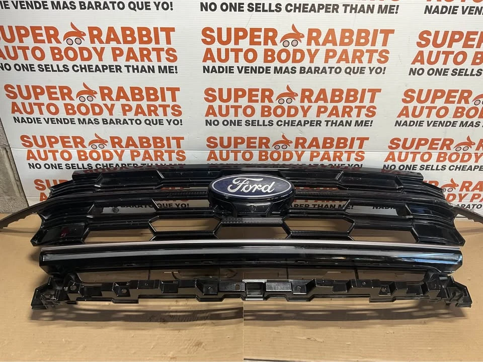 2025 Parts & Memorabilia Bodywork - Image 6 of 9