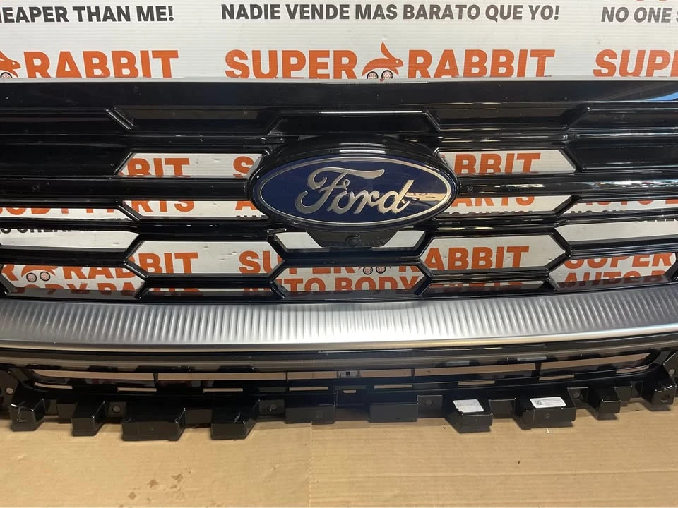 2025 Parts & Memorabilia Bodywork - Image 3 of 9
