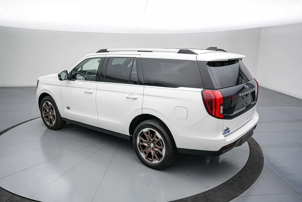 2025 Ford Expedition 5th Gen - Image 7 of 21