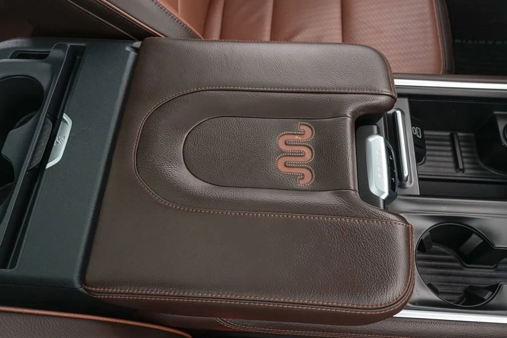 2025 Ford Expedition 5th Gen - Image 21 of 21