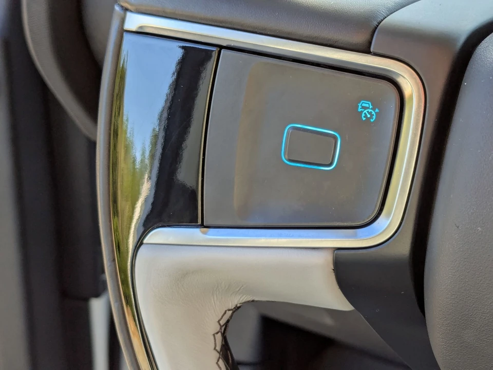2025 Ford Expedition 5th Gen - Image 19 of 21
