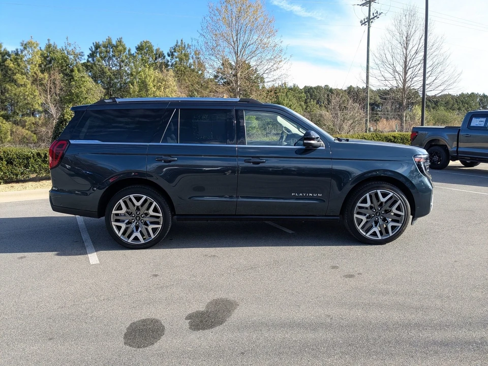 2025 Ford Expedition 5th Gen - Image 3 of 21