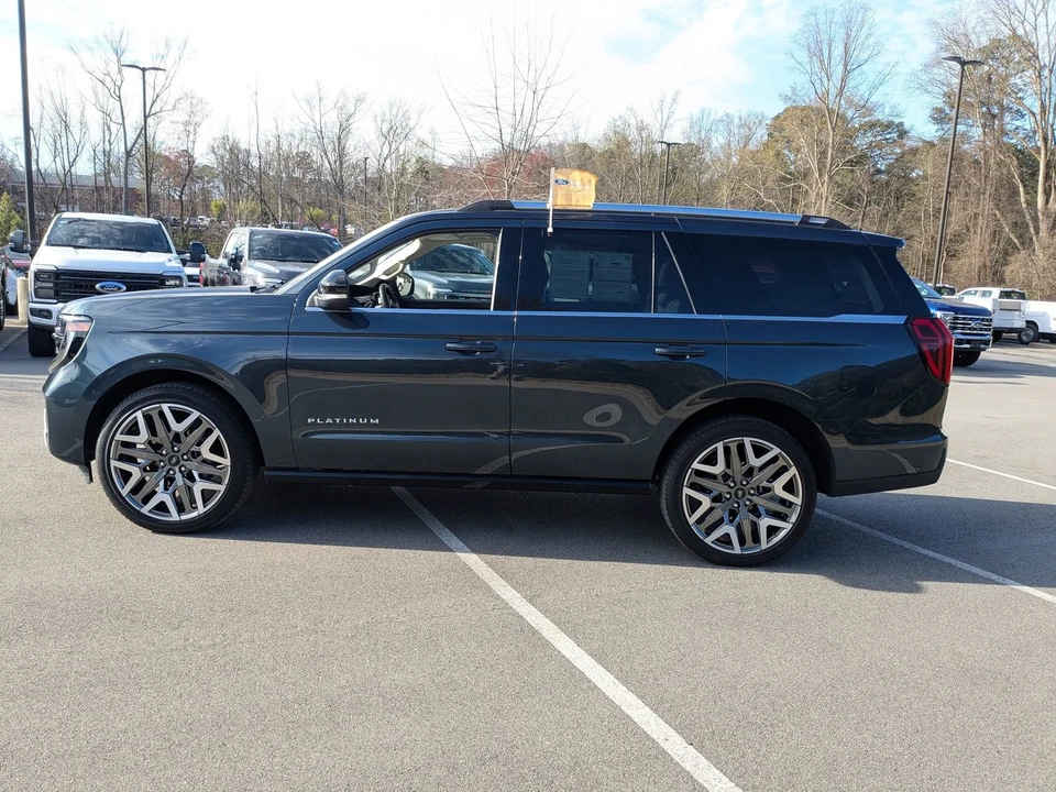 2025 Ford Expedition 5th Gen - Image 7 of 21