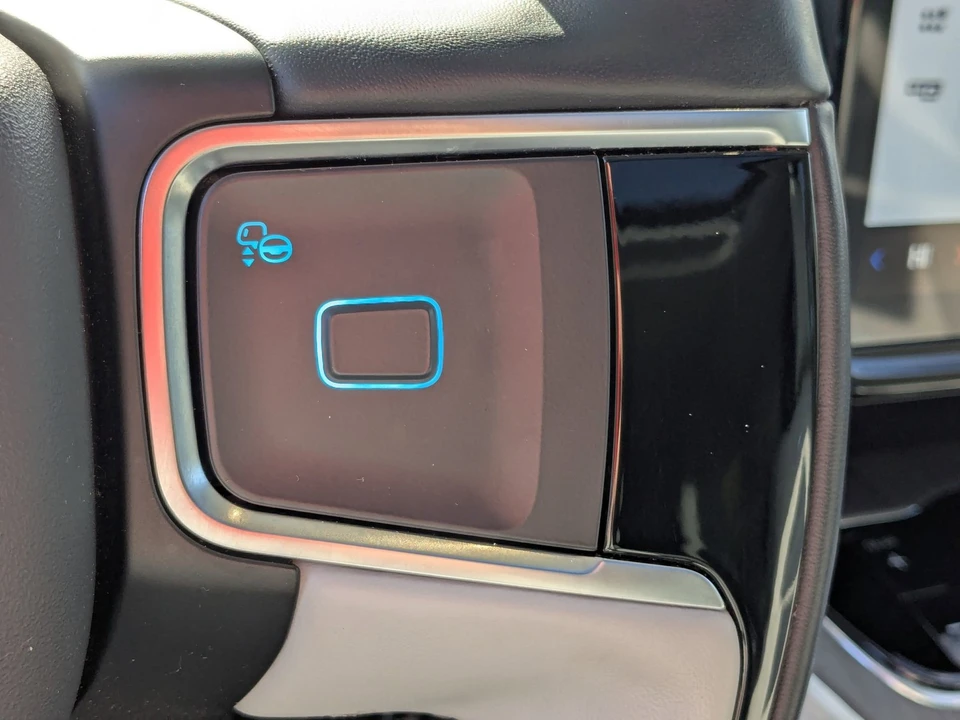 2025 Ford Expedition 5th Gen - Image 20 of 21