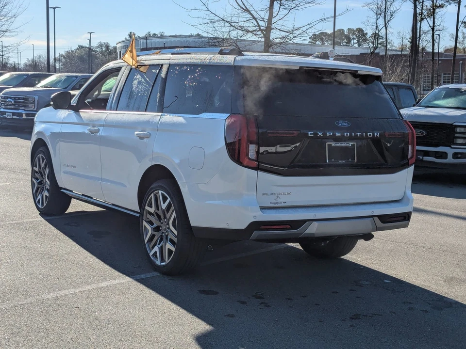 2025 Ford Expedition 5th Gen - Image 6 of 21