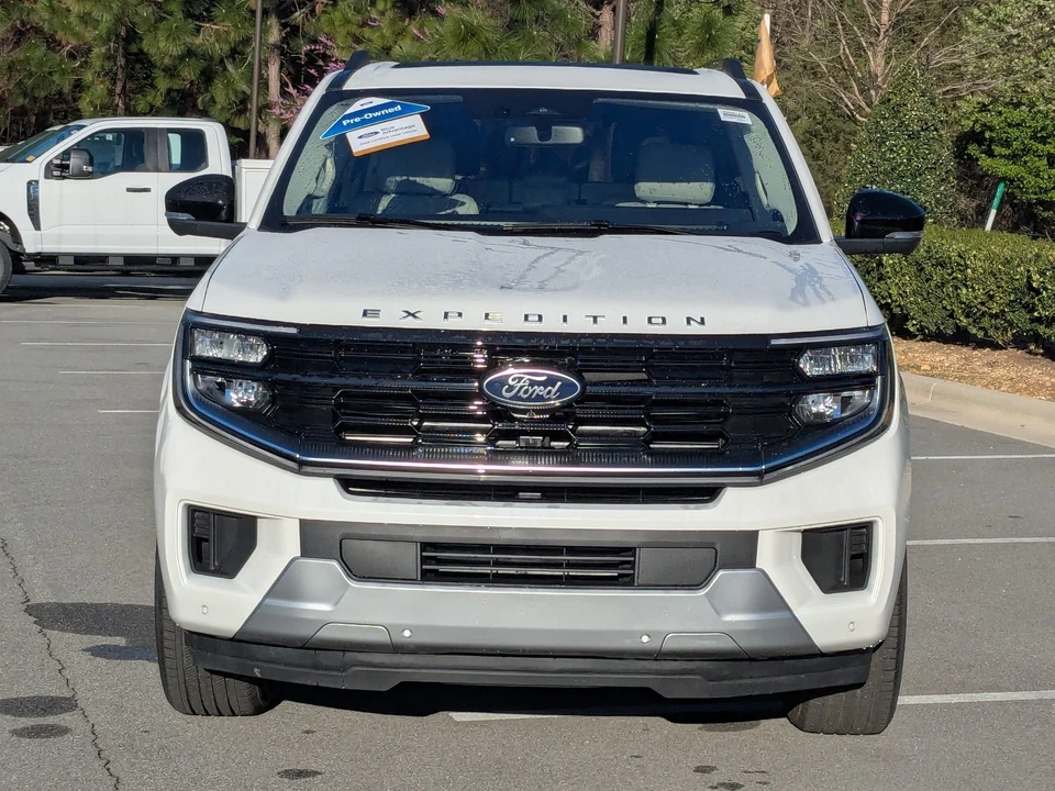 2025 Ford Expedition 5th Gen - Image 9 of 21