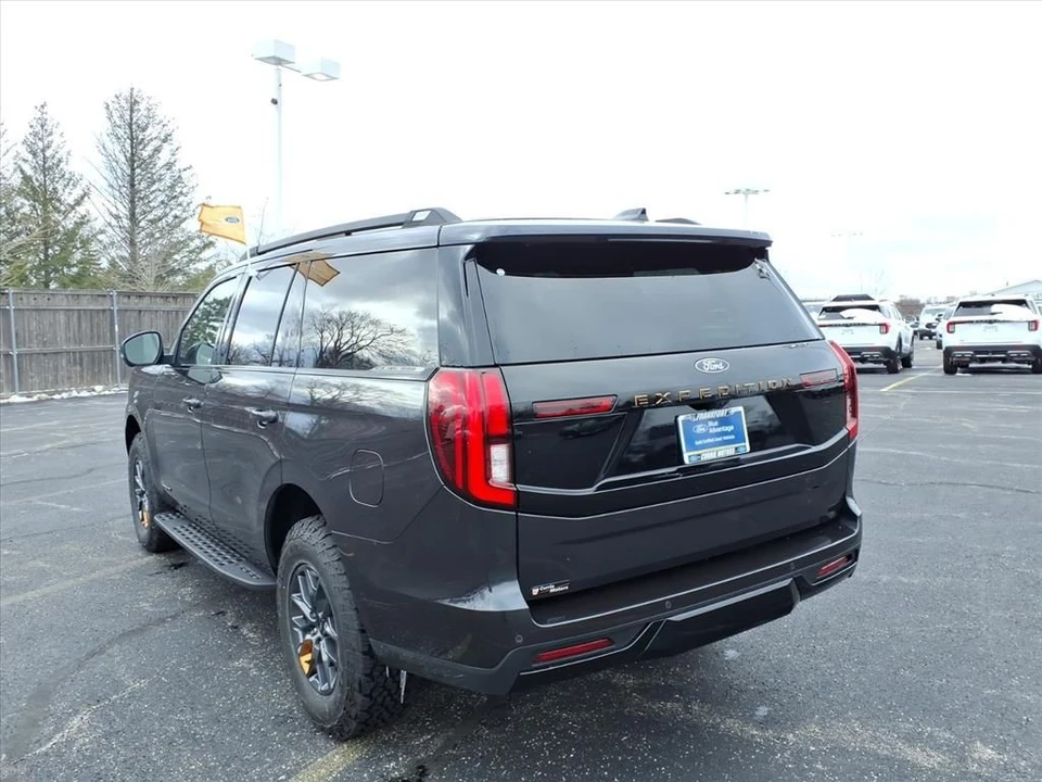 2025 Ford Expedition 5th Gen - Image 5 of 21