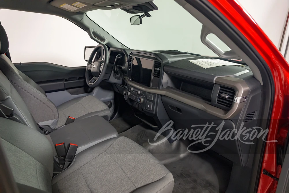 2025 Ford F-150 14th Gen - Image 11 of 31
